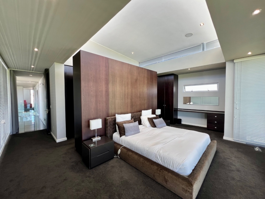 5 Bedroom Property for Sale in Oubaai Western Cape